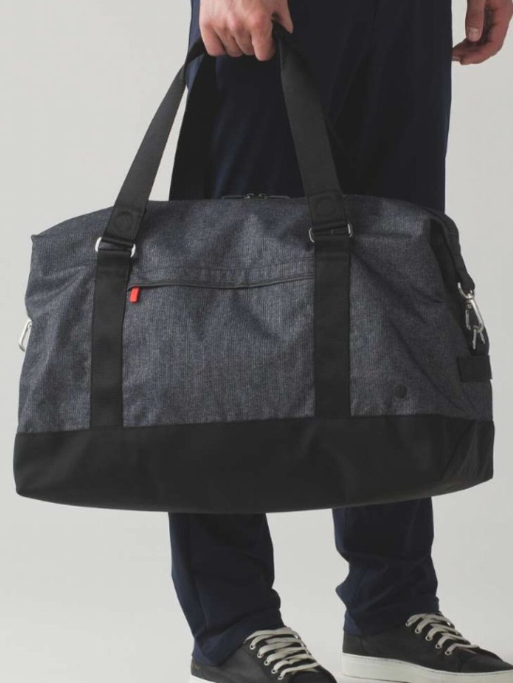 Lululemon On The Fly Weekender bag in deep coal and black textured weave